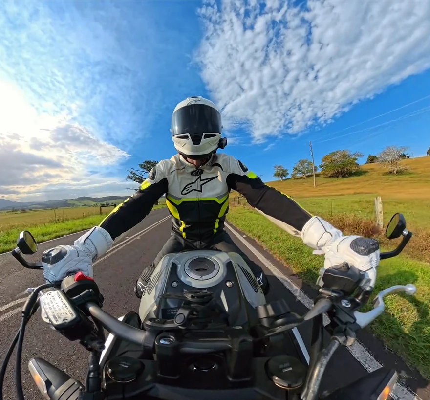 Insta360 X5