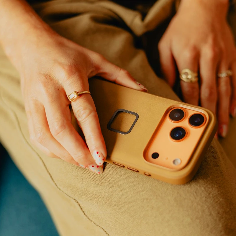 Peak Design Mobile Everyday Clarino Case