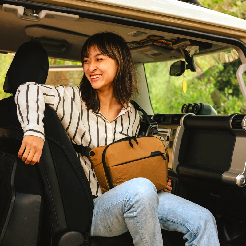 Peak Design Everyday Sling 3L V2