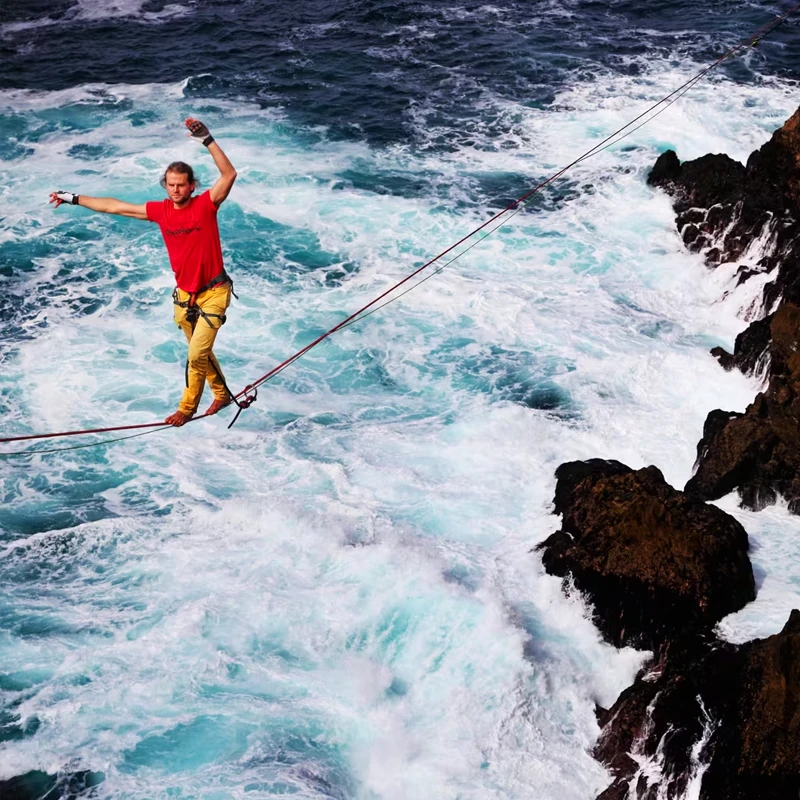 Canon RF 28-70mm f/2L USM