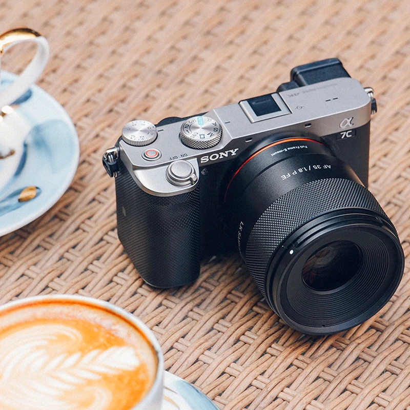 SAMYANG AF 35mm F1.8 P Sony E