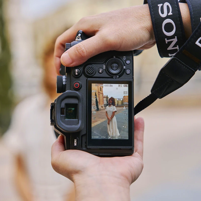 Sony RX10 V