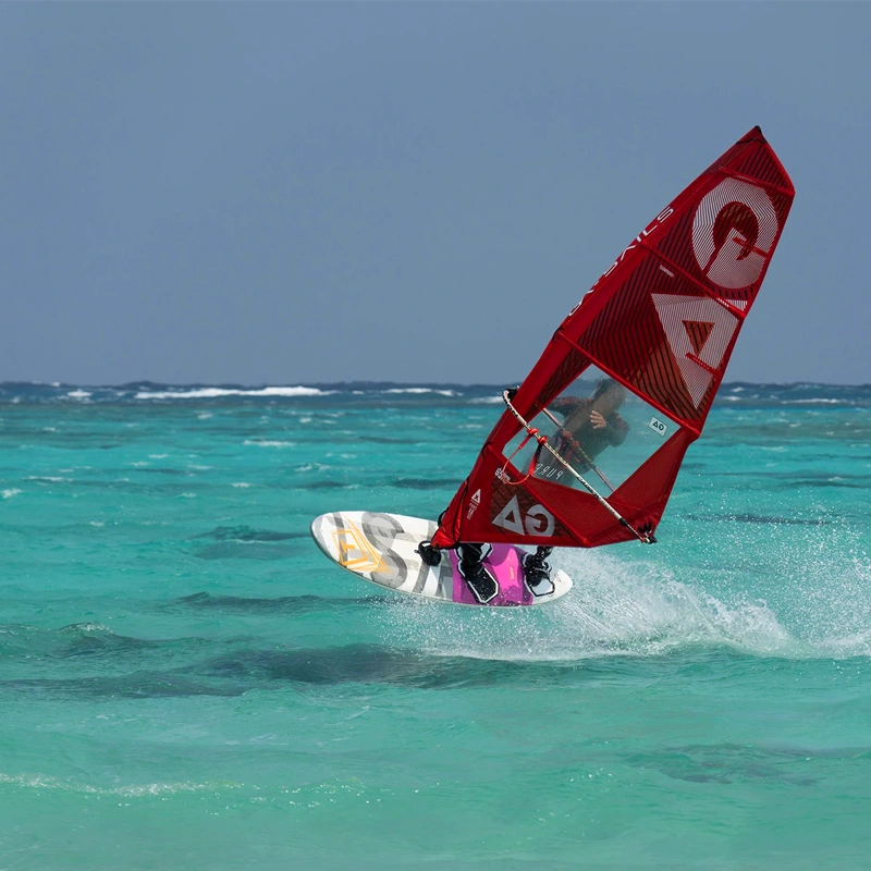 Tamron 28-300mm F/4-7.1 Di III VC VXD