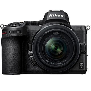 NIKON Z5 + 24-50MM/F4.0-6.3 VR